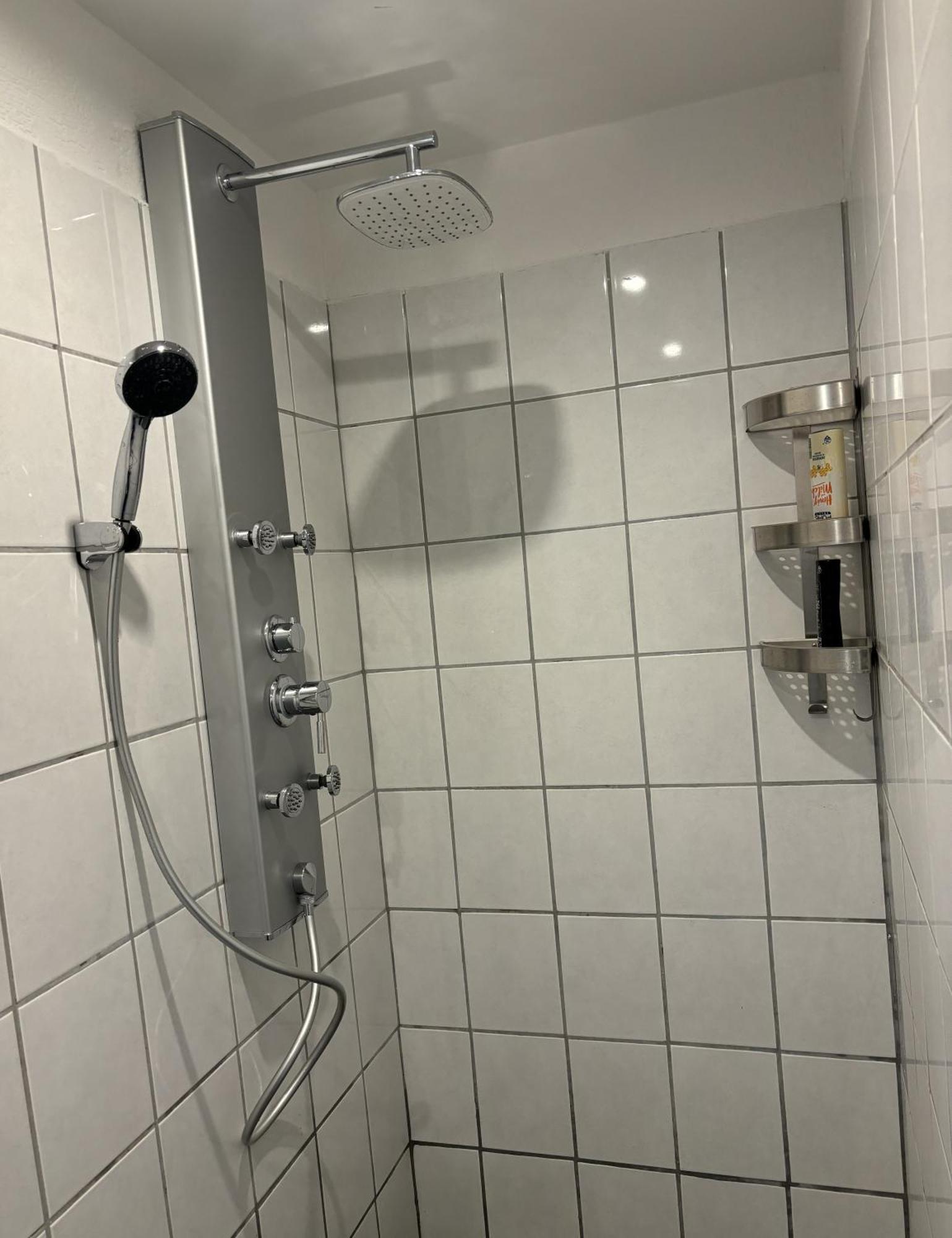 Nah Flughafen, Messe, Arena, Dome *